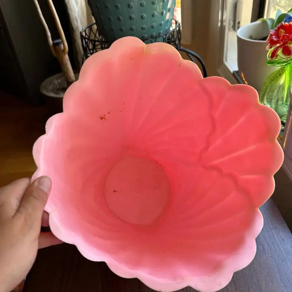 Vintage pink plastic trash can bin by Fesco shell design